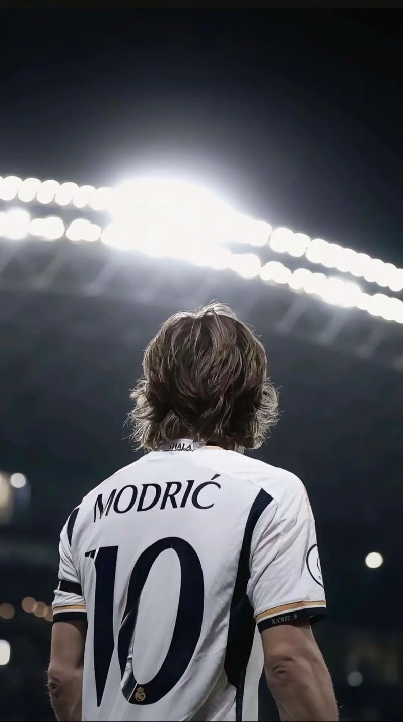 OD：哈里森抵达佛罗伦萨，签证限制无法出战