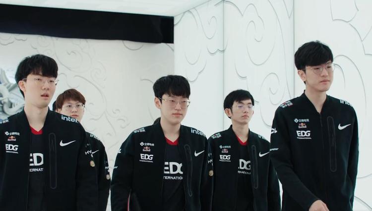 机自动化女 机自动化女